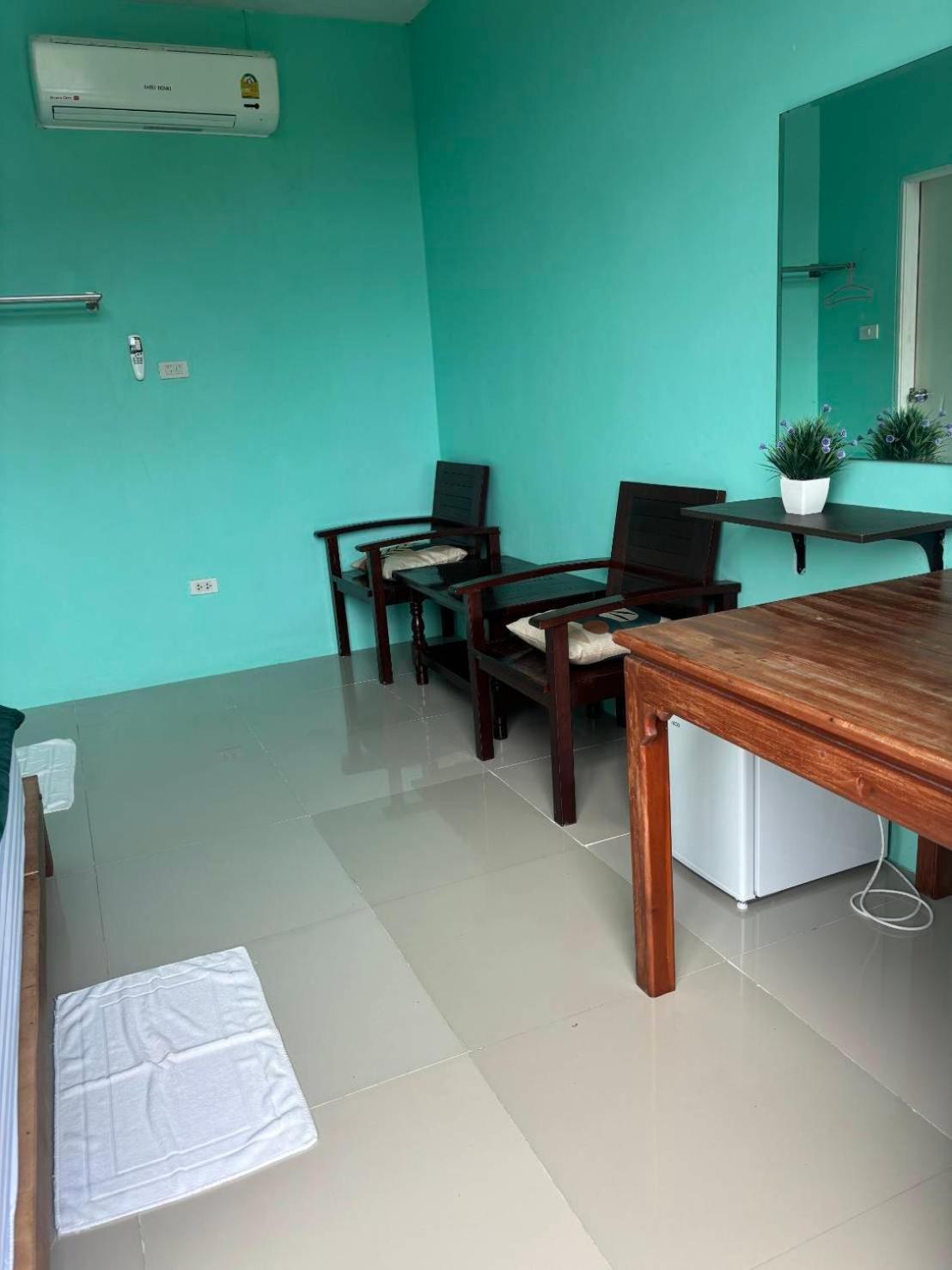 Hotel Rung Phangan Baan Tai Buitenkant foto
