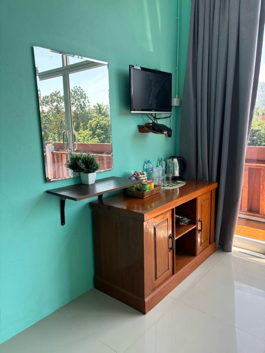 Hotel Rung Phangan Baan Tai Buitenkant foto