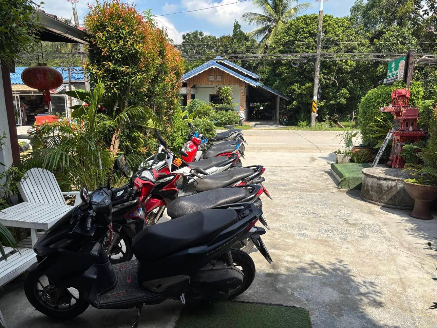 Hotel Rung Phangan Baan Tai Buitenkant foto