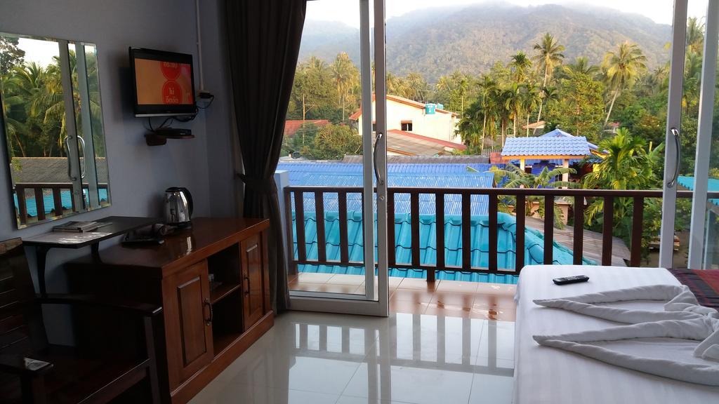 Hotel Rung Phangan Baan Tai Buitenkant foto