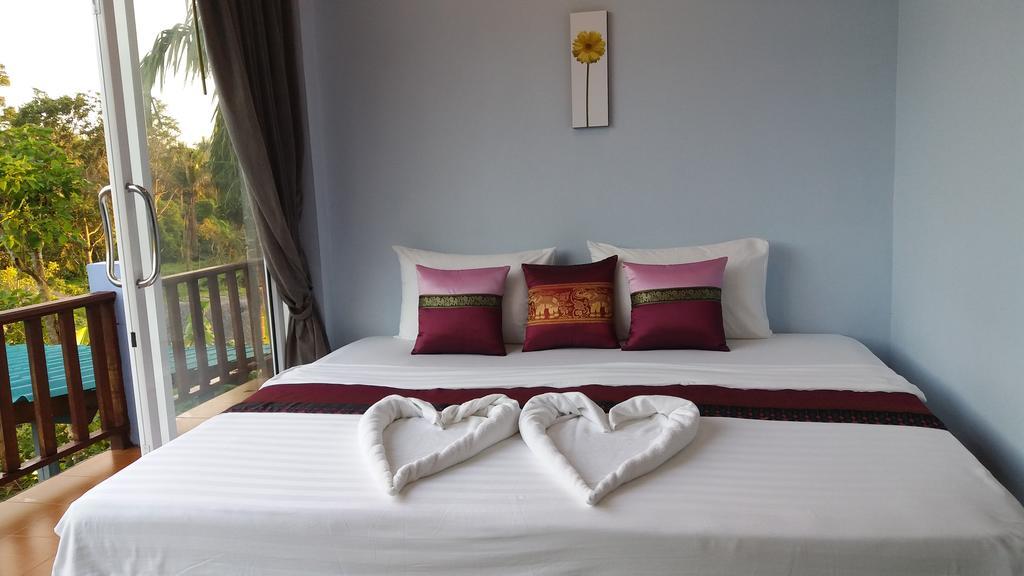 Hotel Rung Phangan Baan Tai Buitenkant foto